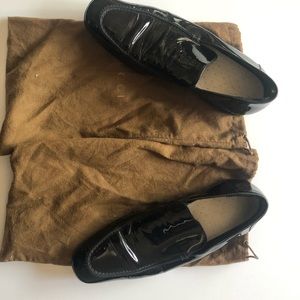 GUCCI VINTAGE PATENT LEATHER SLIPONS